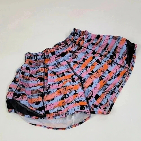 Lululemon Hotty Hot Short II *Long 4"Inversion Multi / Black - Picture 2 of 16